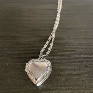 Elegant Silver Heart Pendant Necklace